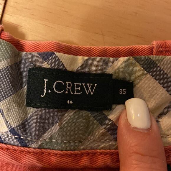 J CREW FACTORY Tattered edge 6” chino shorts - Picture 2 of 6